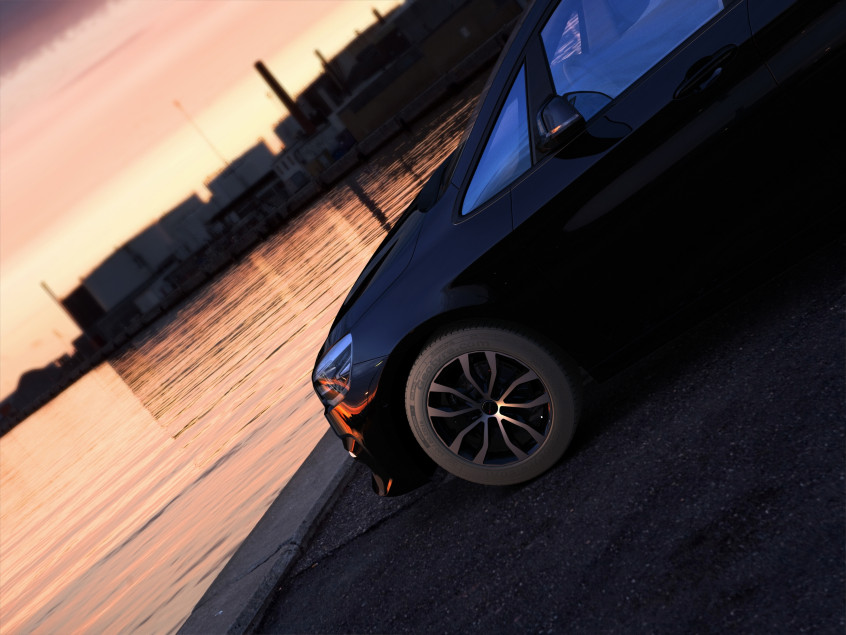 UTECA (U)|Schwarz Poliert 17