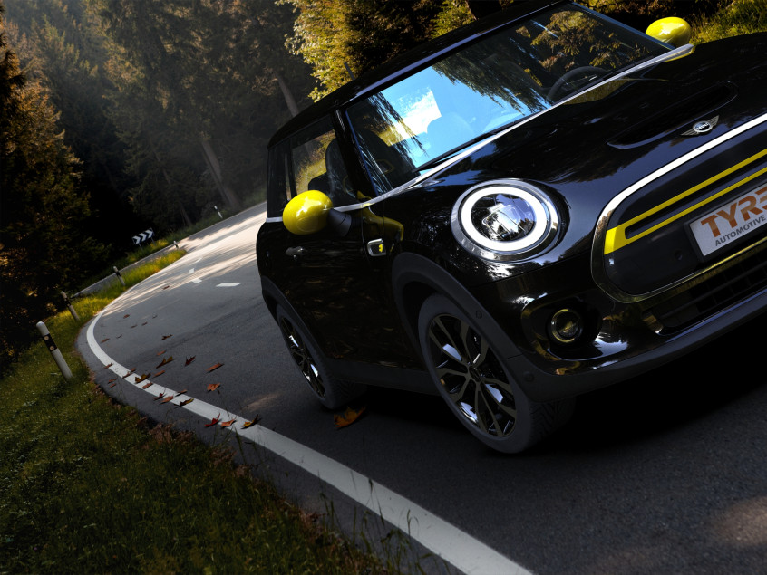 UTECA (U)|Schwarz Poliert 17