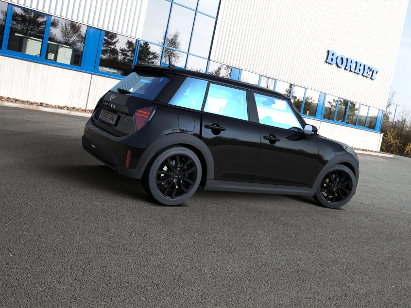 UTECA (U)|Schwarz 17