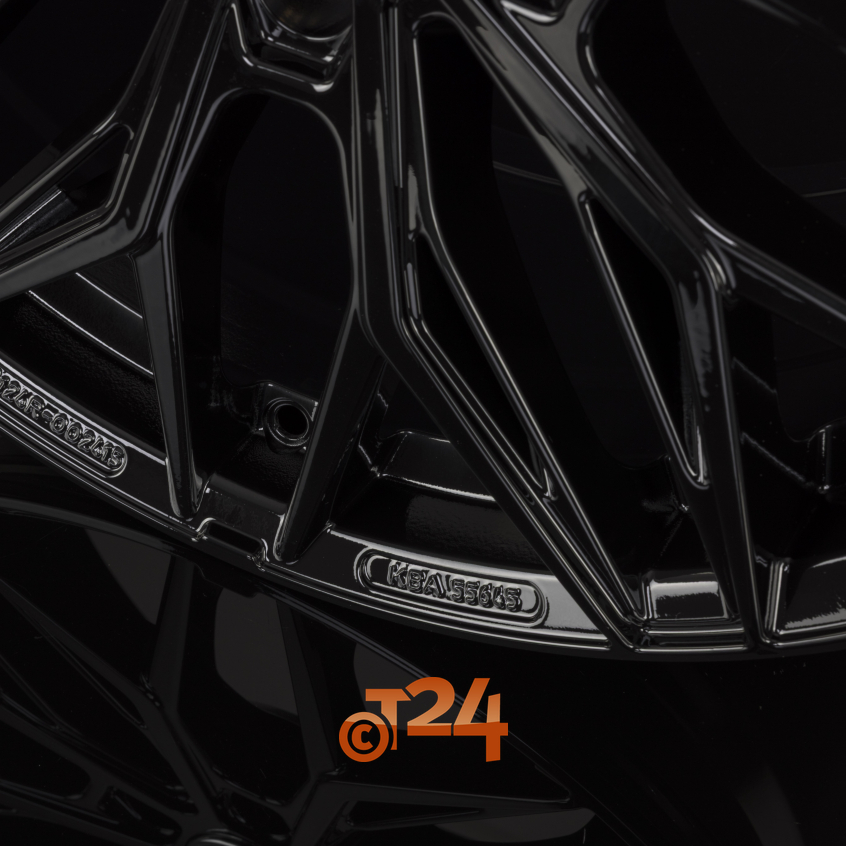 CA26 MAX|Black (B) 17