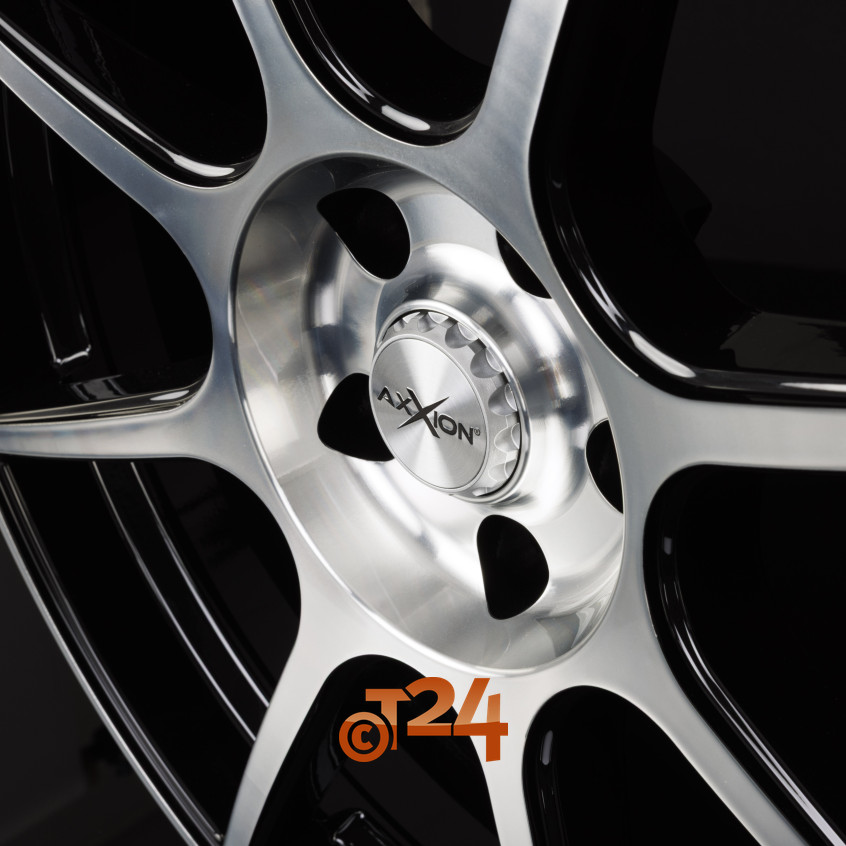 X2|Schwarz Hochglanzpoliert (SP+) 19