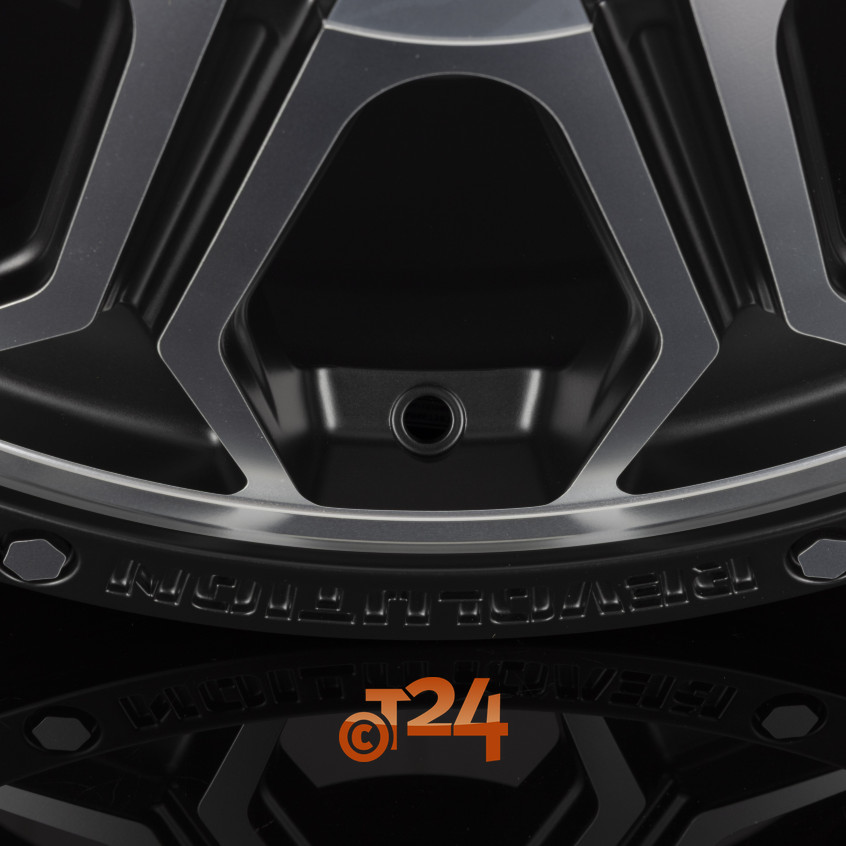 18HDX|Satin Black Front Poliert mit Softhorn 18