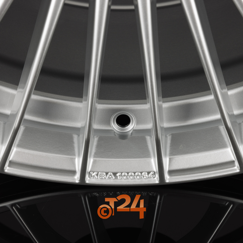VENOM (MCT18)|High Gloss Silber 19