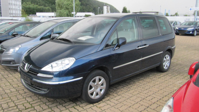 807 - 3.0 V6 mit 150 kW / 204 PS